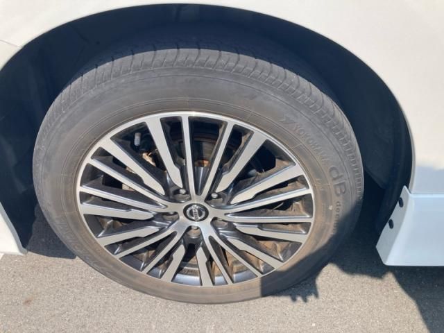 NISSAN ELGRAND 2022 Image 31