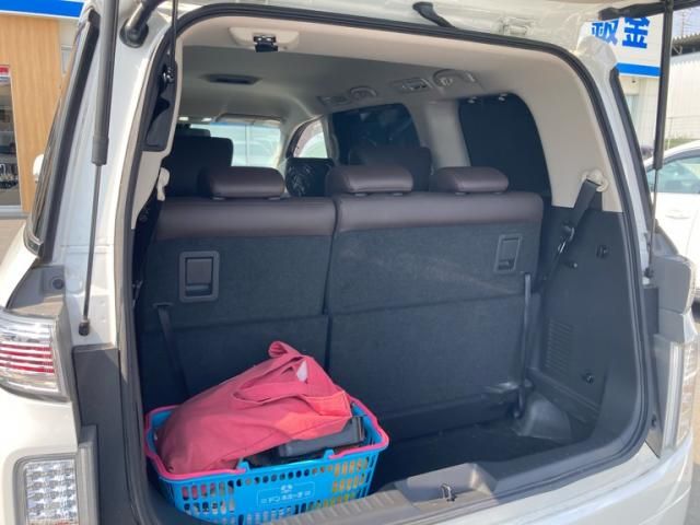 NISSAN ELGRAND 2022 Image 31