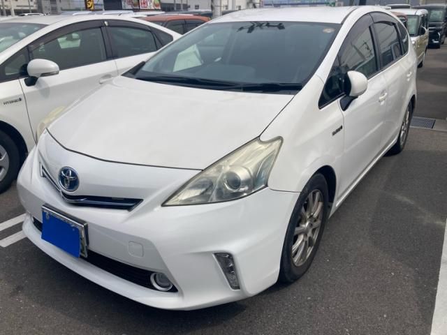 TOYOTA PRIUS ALPHA 2012 Image 31