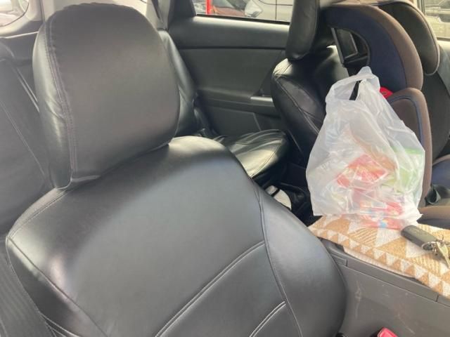 TOYOTA PRIUS ALPHA 2012 Image 31