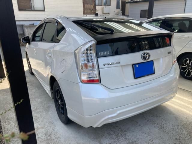 TOYOTA PRIUS 2010 Image 31