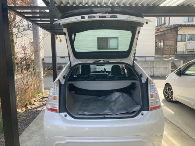 TOYOTA PRIUS 2010 Image 31