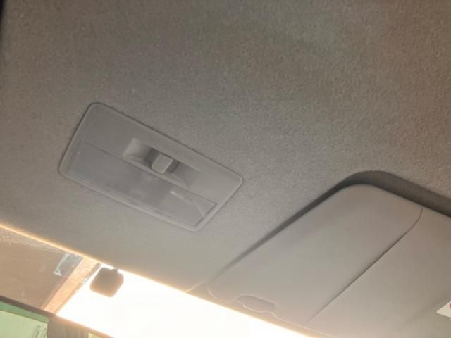 MAZDA DEMIO 2007 Image 31