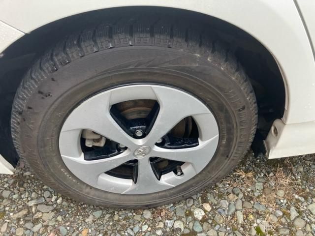 TOYOTA PRIUS 2013 Image 31