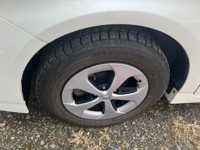 TOYOTA PRIUS 2013 Image 31