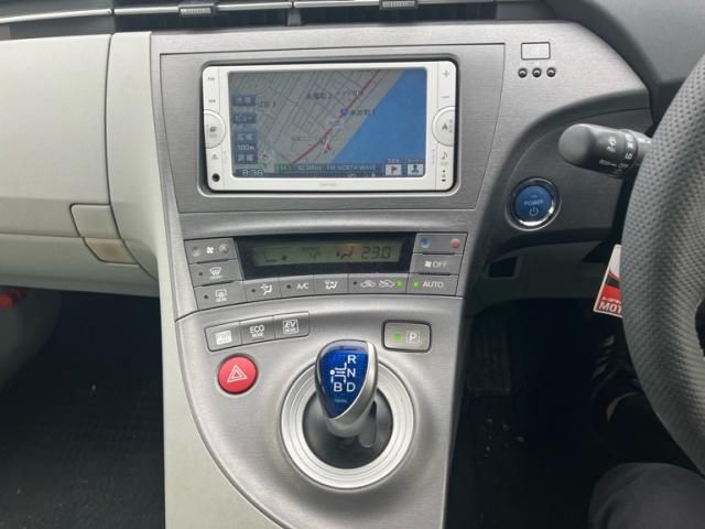 TOYOTA PRIUS 2013 Image 31