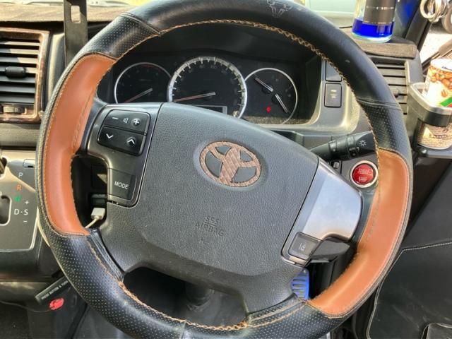 TOYOTA HIACE VAN 2WD 2019 Image 31