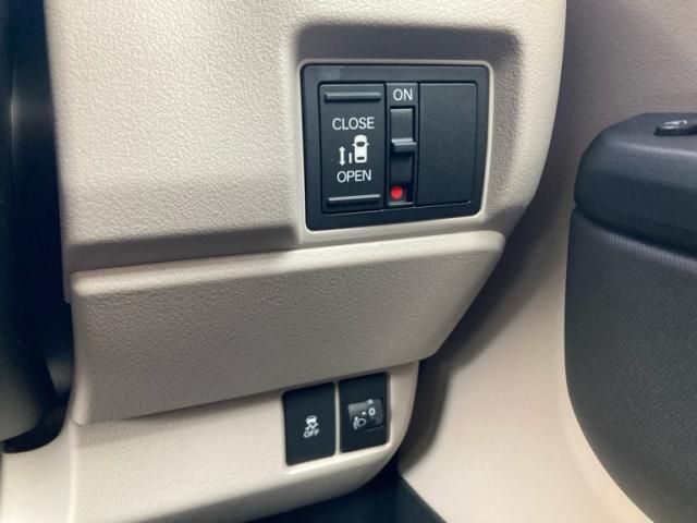 HONDA N BOX 2024 Image 31