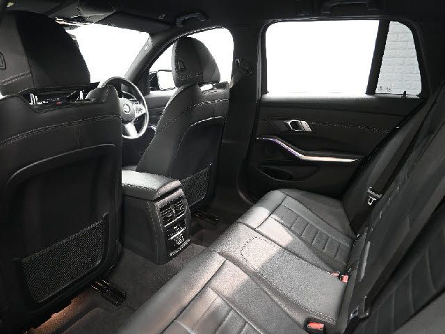 BMW 3SERIES TOURING 2022 Image 31