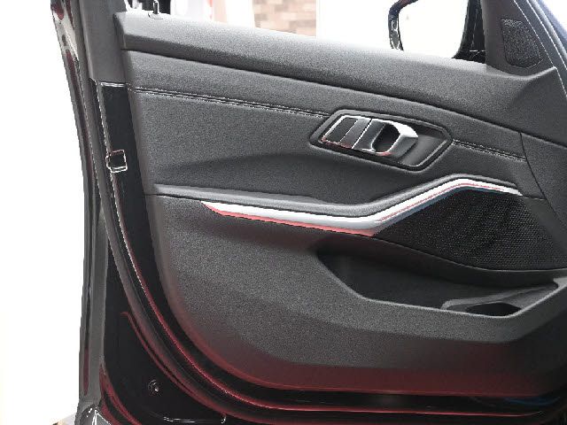 BMW 3SERIES TOURING 2022 Image 31