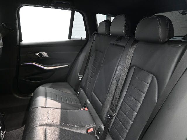 BMW 3SERIES TOURING 2022 Image 31