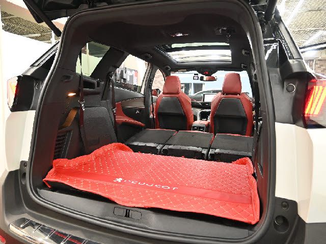 PEUGEOT 5008 2022 Image 31