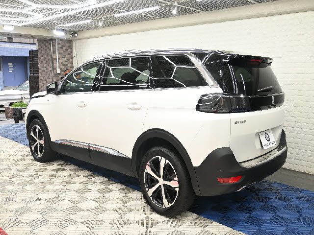 PEUGEOT 5008 2022 Image 31