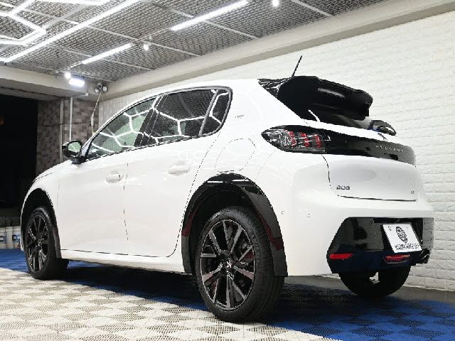 PEUGEOT 208 2024 Image 31