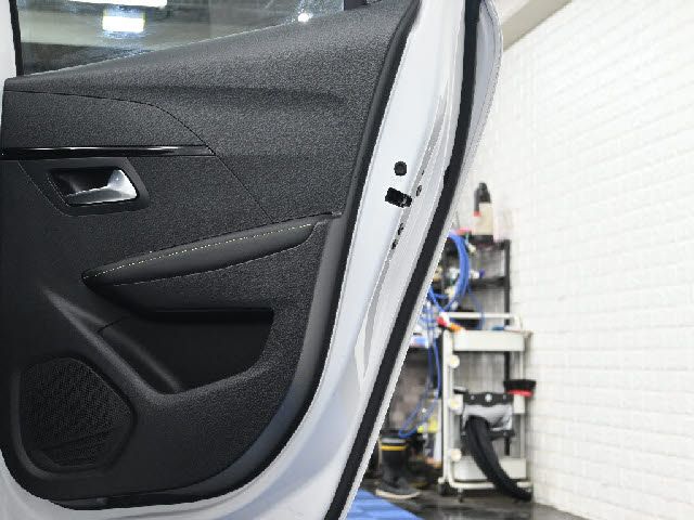 PEUGEOT 208 2024 Image 31