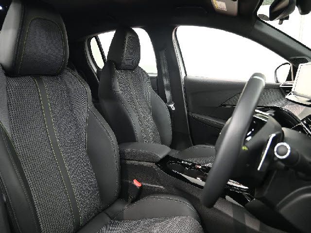 PEUGEOT 208 2024 Image 31