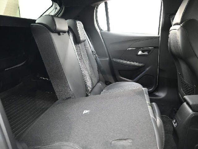 PEUGEOT 208 2024 Image 31