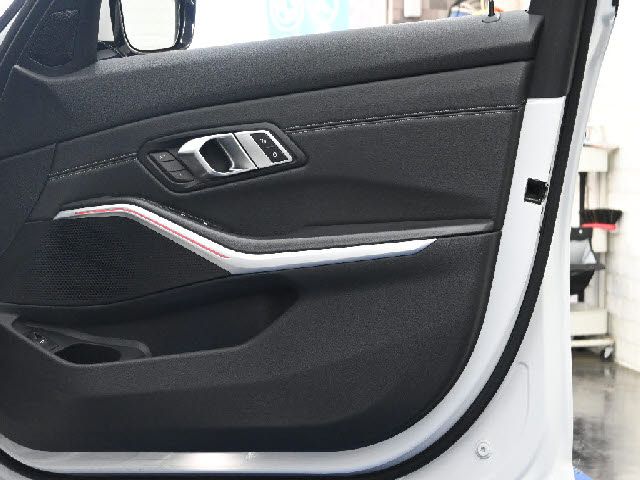 BMW 3SERIES SEDAN 2019 Image 31