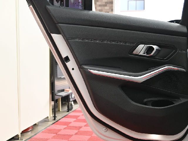 BMW 3SERIES SEDAN 2019 Image 31