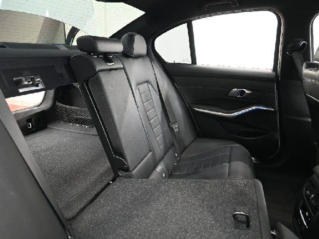 BMW 3SERIES SEDAN 2019 Image 31