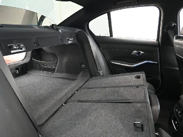 BMW 3SERIES SEDAN 2019 Image 31