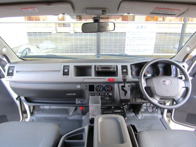 TOYOTA HIACE WAGON 4WD 2006 Image 31
