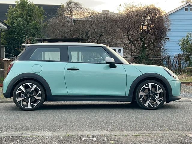 BMW MINI COOPER 2024 Image 31