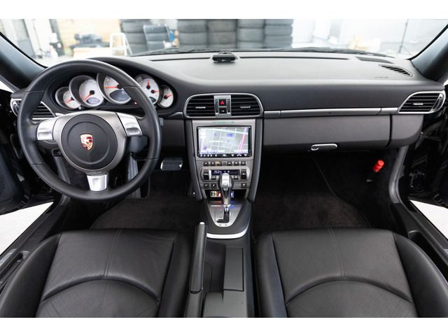 PORSCHE 911 2006 Image 31