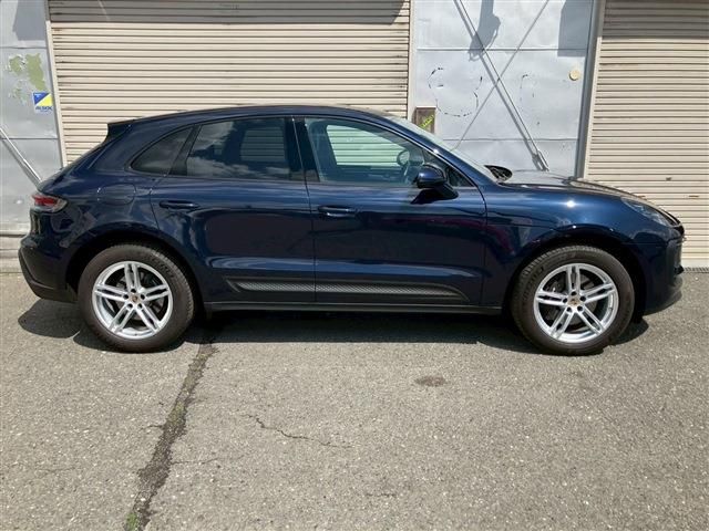 PORSCHE MACAN 2023 Image 31