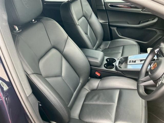 PORSCHE MACAN 2023 Image 31