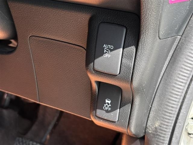 HONDA N BOX CUSTOM 4WD 2016 Image 31