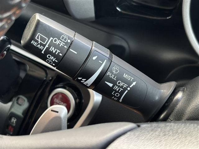 HONDA N BOX CUSTOM 4WD 2016 Image 31