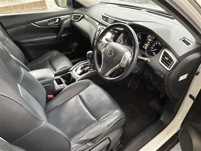 NISSAN X-TRAIL 2WD 2014 Image 31