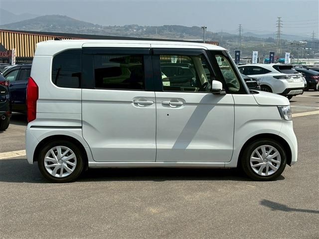 HONDA N BOX 2022 Image 31