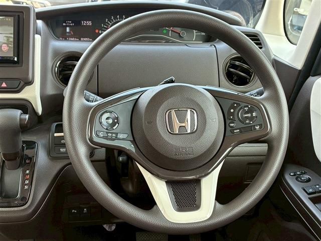 HONDA N BOX 2022 Image 31