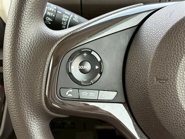 HONDA N BOX 2022 Image 31