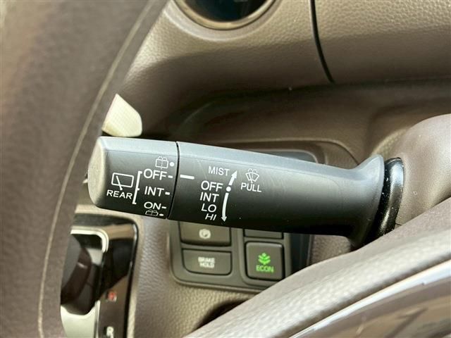 HONDA N BOX 2022 Image 31