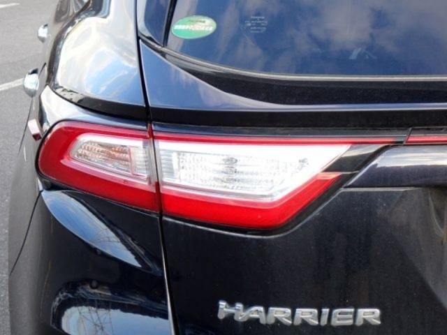 TOYOTA HARRIER HYBRID 2019 Image 31