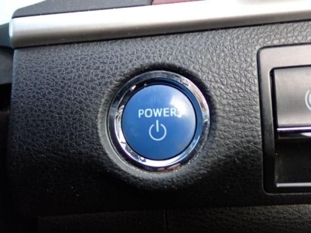 TOYOTA HARRIER HYBRID 2019 Image 31