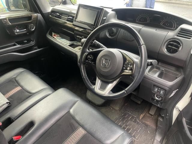 HONDA N BOX CUSTOM 2018 Image 31
