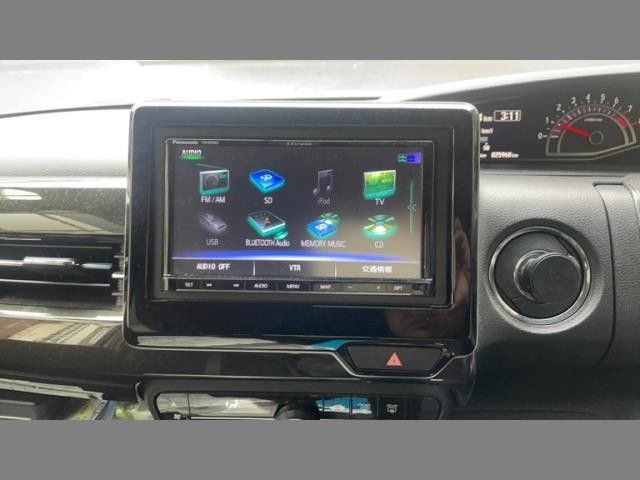 HONDA N BOX CUSTOM 2018 Image 31