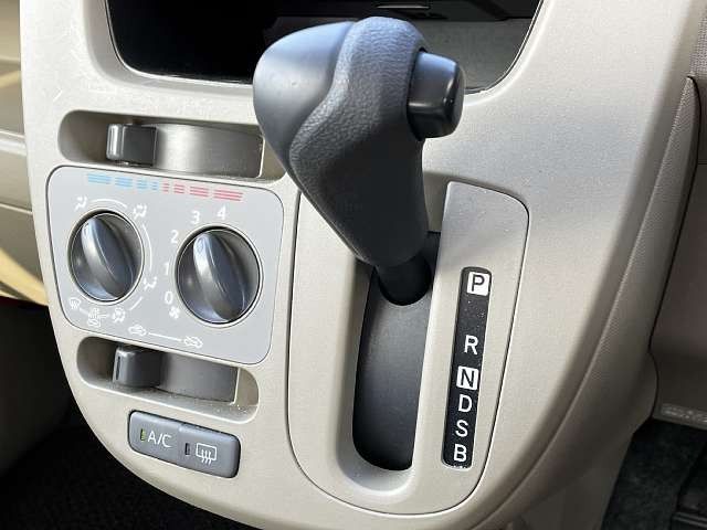 DAIHATSU MOVE 2014 Image 31