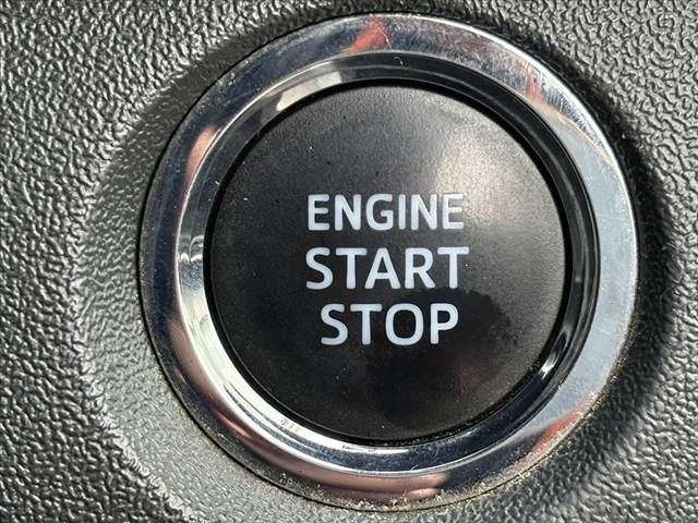 TOYOTA HIACE VAN 4WD 2015 Image 31