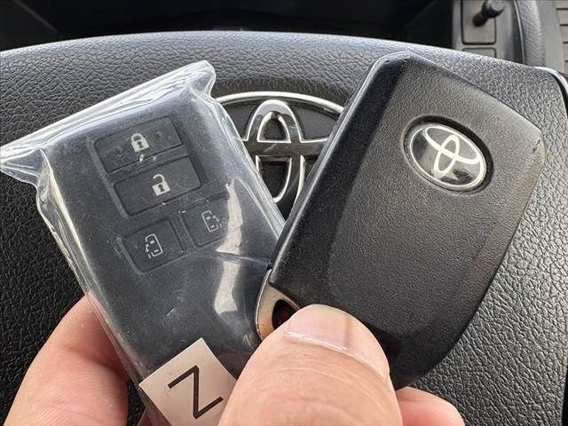 TOYOTA HIACE VAN 4WD 2015 Image 31