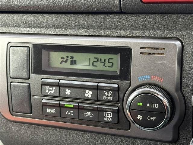 TOYOTA HIACE VAN 4WD 2015 Image 31