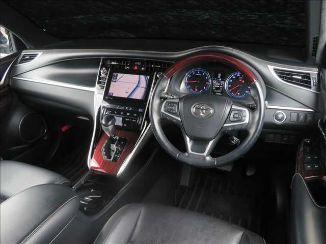 TOYOTA HARRIER 2WD 2014 Image 31