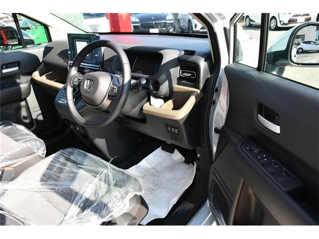 HONDA FREED E:HEV 2025 Image 31