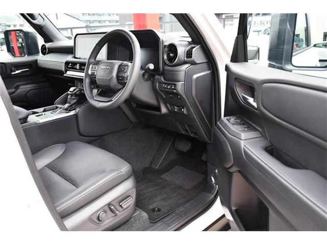 TOYOTA LANDCRUISER 250 2024 Image 31