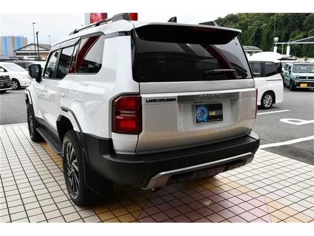 TOYOTA LANDCRUISER 250 2024 Image 31
