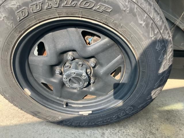 SUZUKI JIMNY 4WD 1996 Image 31